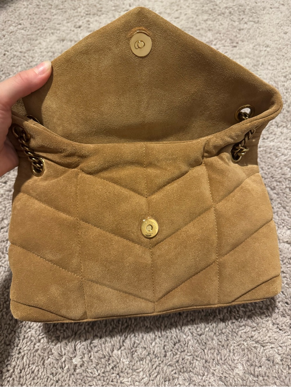 Saint Laurent Medium Lou Puffer Suede Shoulder Bag - Picture 4 of 15